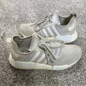 Women’s Adidas NMD R1 shoes